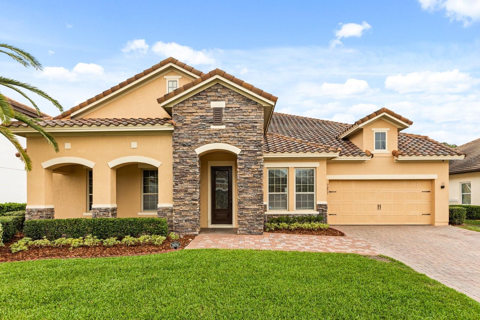Photo of 7231 SANGALLA DRIVE, WINDERMERE, FL 34786