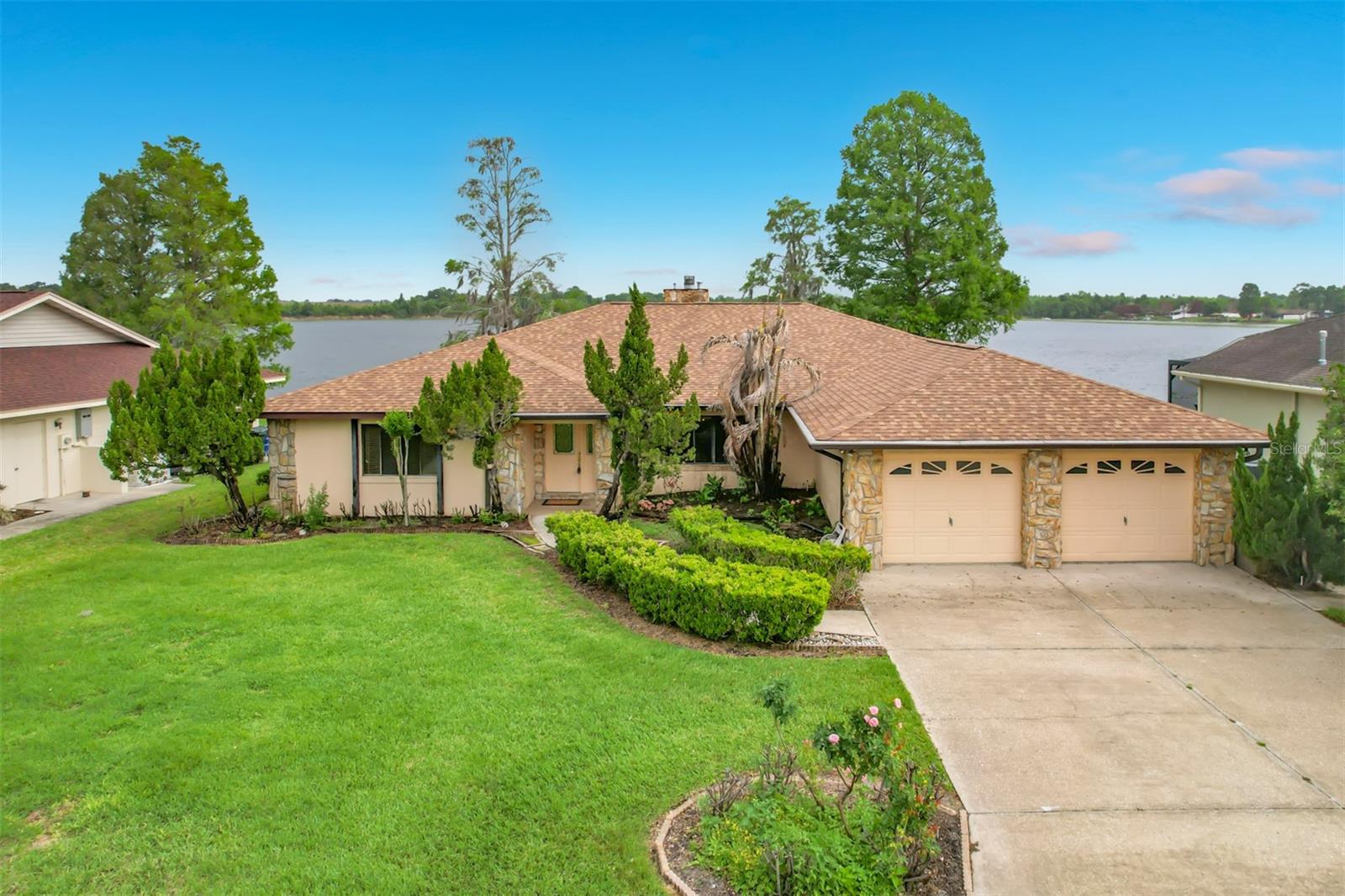 Photo of 247 S LAKE PANSY DRIVE, WINTER HAVEN, FL 33881