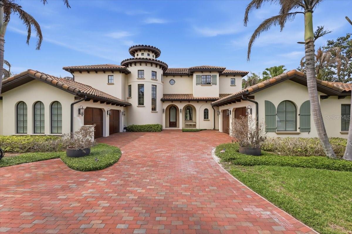 Photo of 4906 AVIVA GARDEN COURT, WINDERMERE, FL 34786