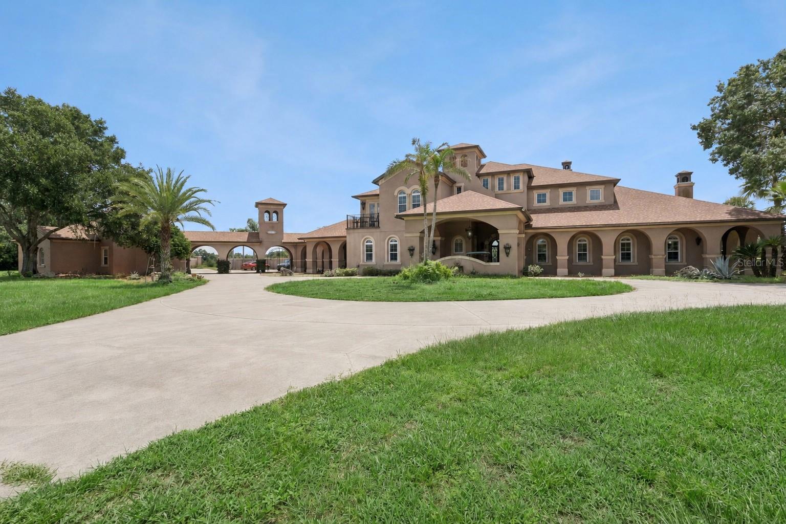 Photo of 9400 LAWS RD, CLERMONT, FL 34714