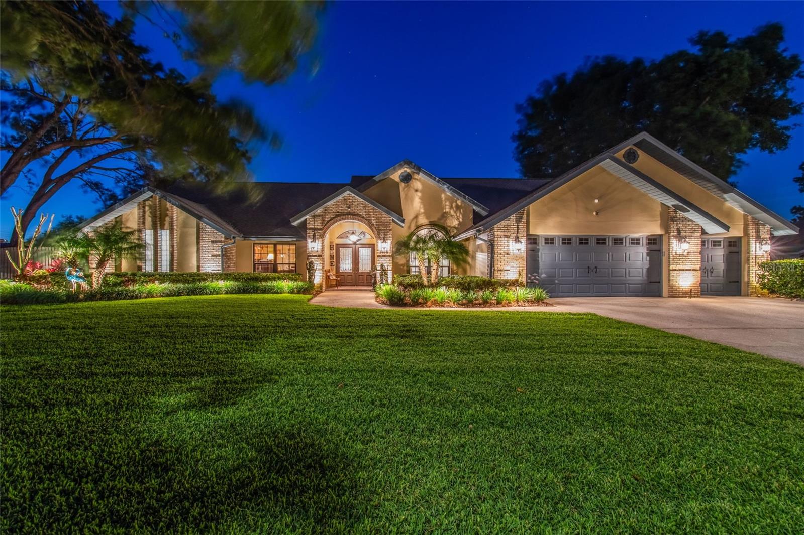 Photo of 3612 SUGAR LOAF LANE, VALRICO, FL 33596
