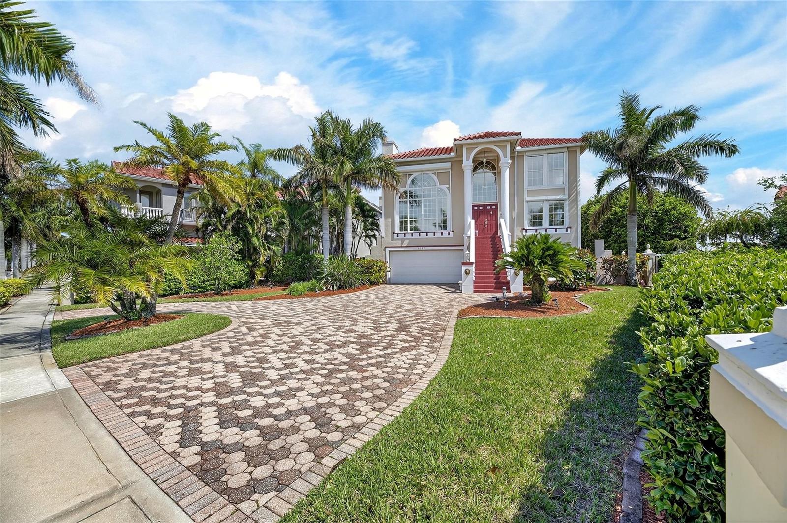 Photo of 6107 MARBELLA BOULEVARD, APOLLO BEACH, FL 33572