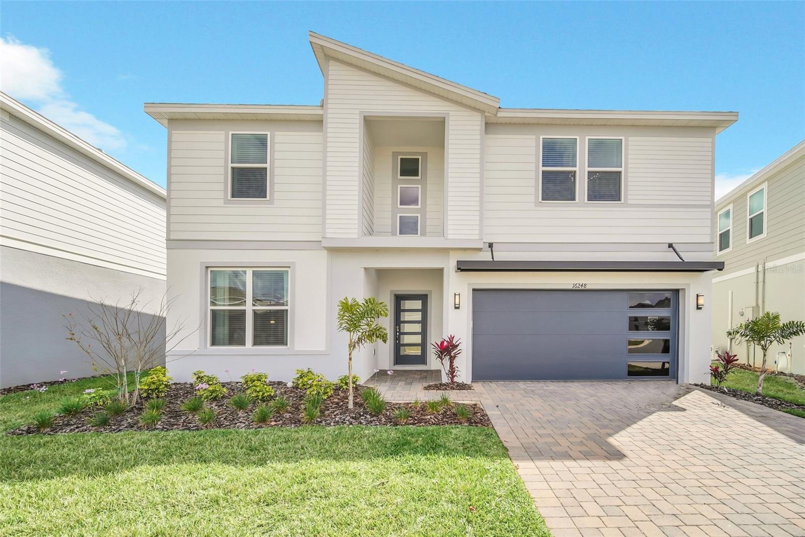 Photo of 16248 SAINT MARTIN STREET, CLERMONT, FL 34714