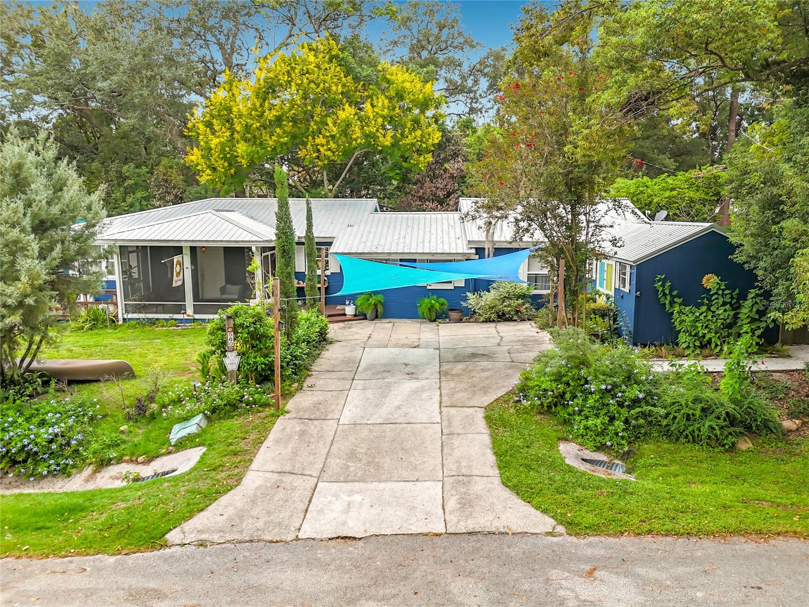 Photo of 560 LIVE OAK AVENUE, KEYSTONE HEIGHTS, FL 32656