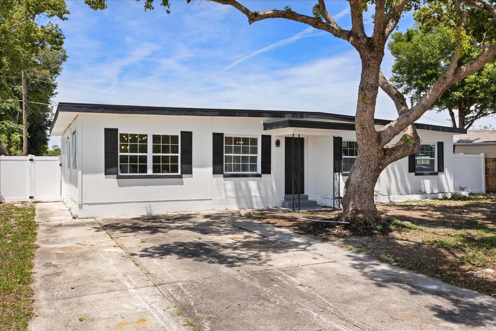 Photo of 388 CLEMSON DRIVE, ALTAMONTE SPRINGS, FL 32714