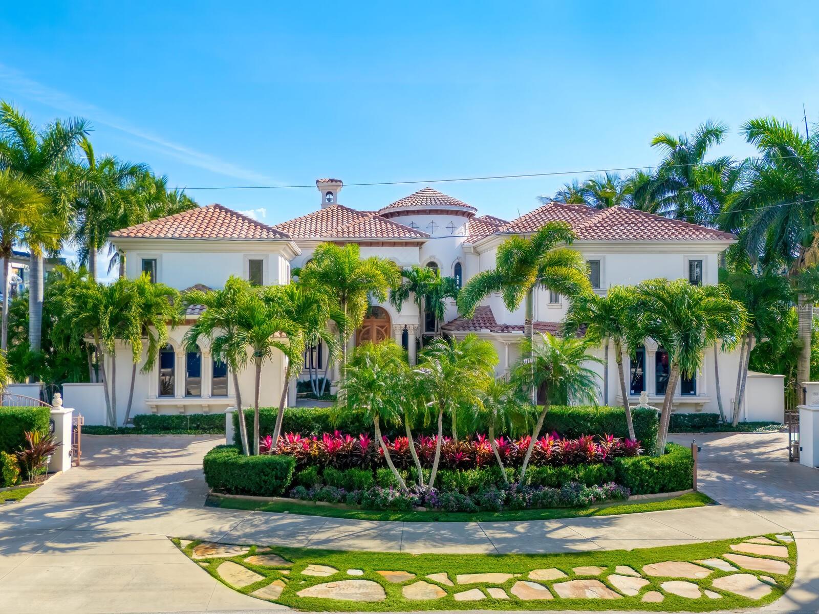 Photo of 1436 JOHN RINGLING PARKWAY, SARASOTA, FL 34236