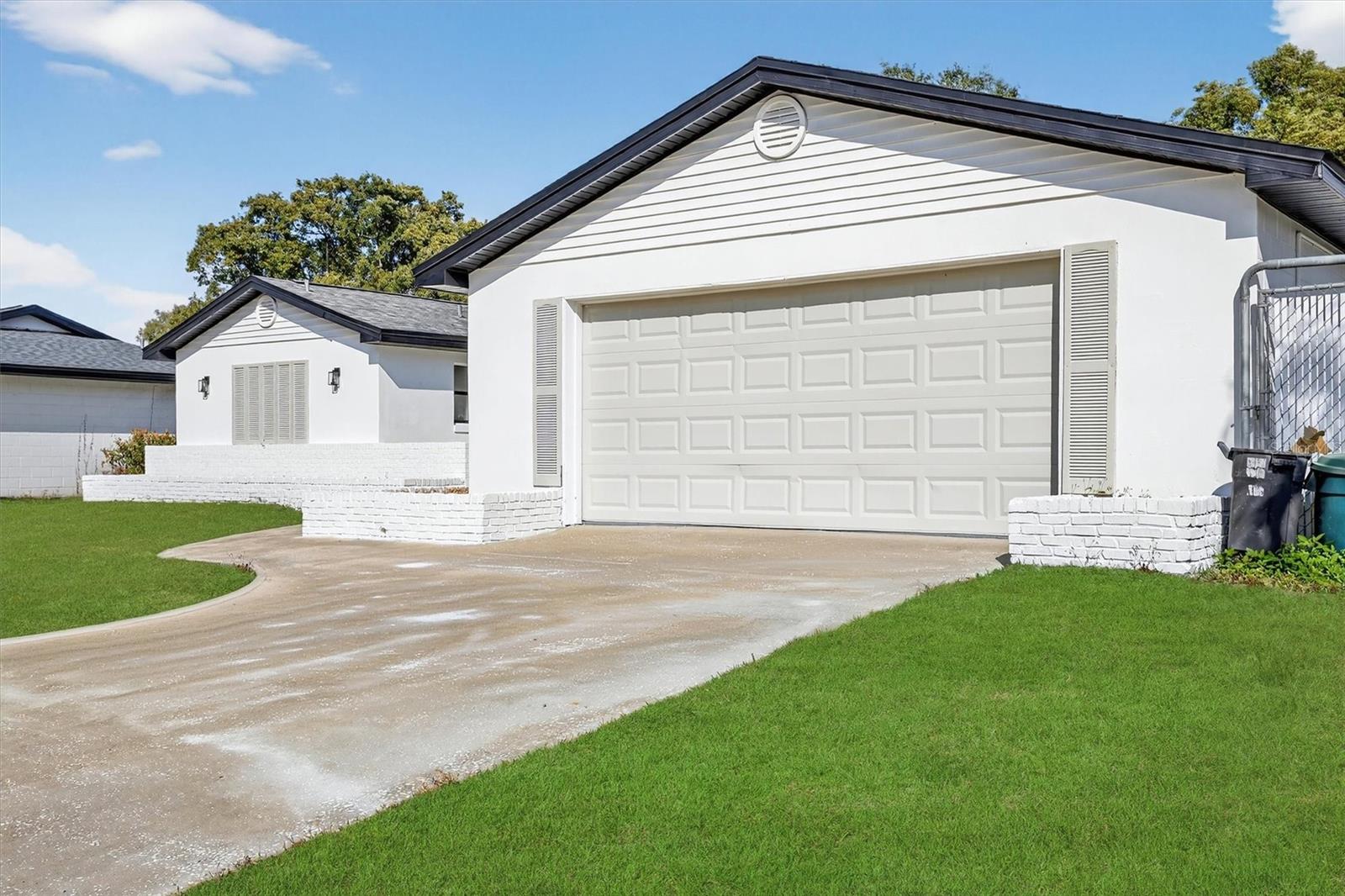 Photo of 517 HICKORYWOOD AVENUE, ALTAMONTE SPRINGS, FL 32714