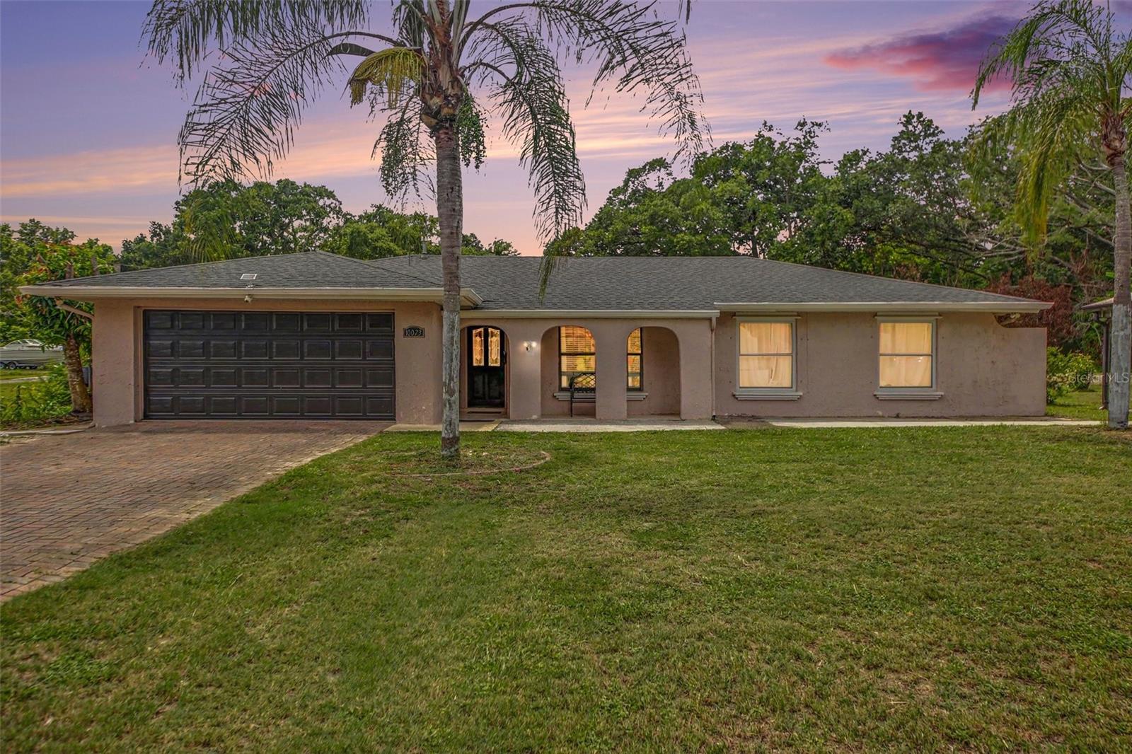 Photo of 10073 LAKE MEADOW ROAD, APOPKA, FL 32703