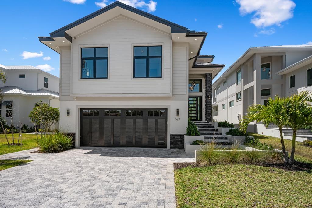 Photo of 527 VENICE LANE, SARASOTA, FL 34242