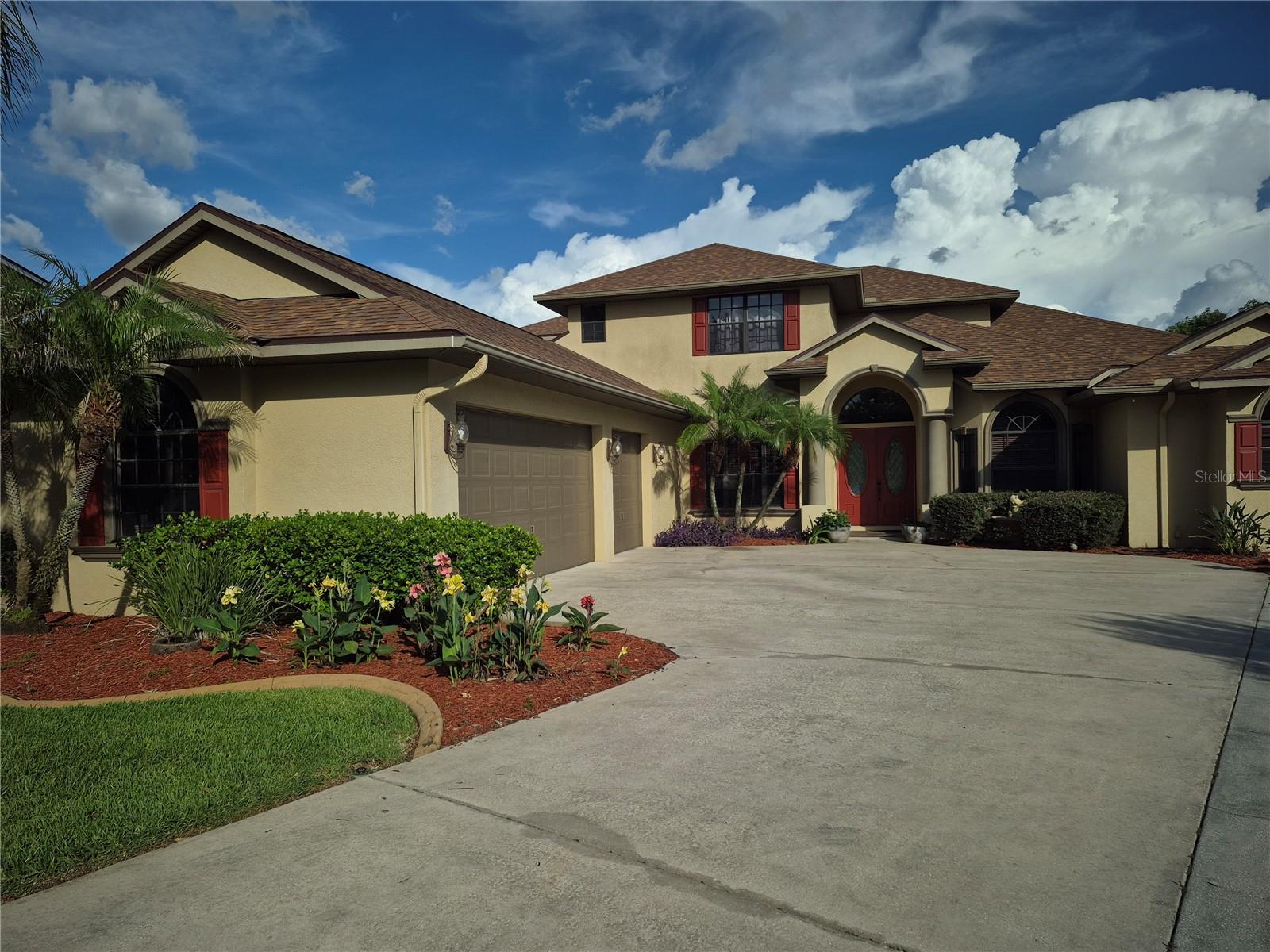Photo of 1224 CARRIAGE PARK DRIVE, VALRICO, FL 33594