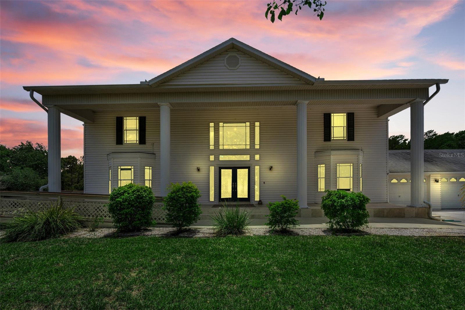 Photo of 11046 LAKEVIEW DRIVE, NEW PORT RICHEY, FL 34654