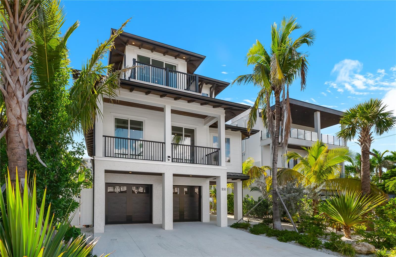 Photo of 551 S WASHINGTON DRIVE, SARASOTA, FL 34236