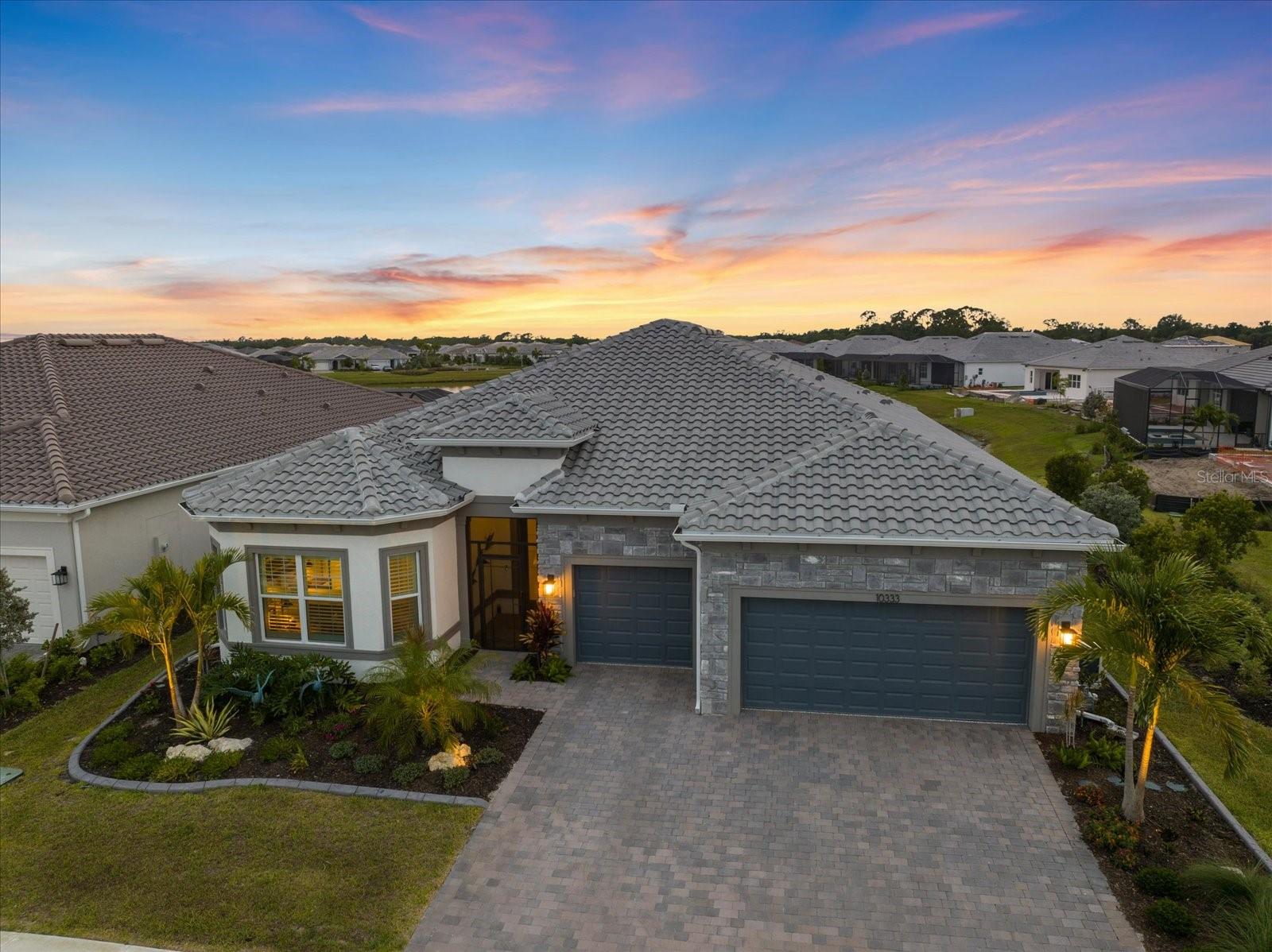 Photo of 10333 BLUE RUNNER DRIVE, ENGLEWOOD, FL 34223