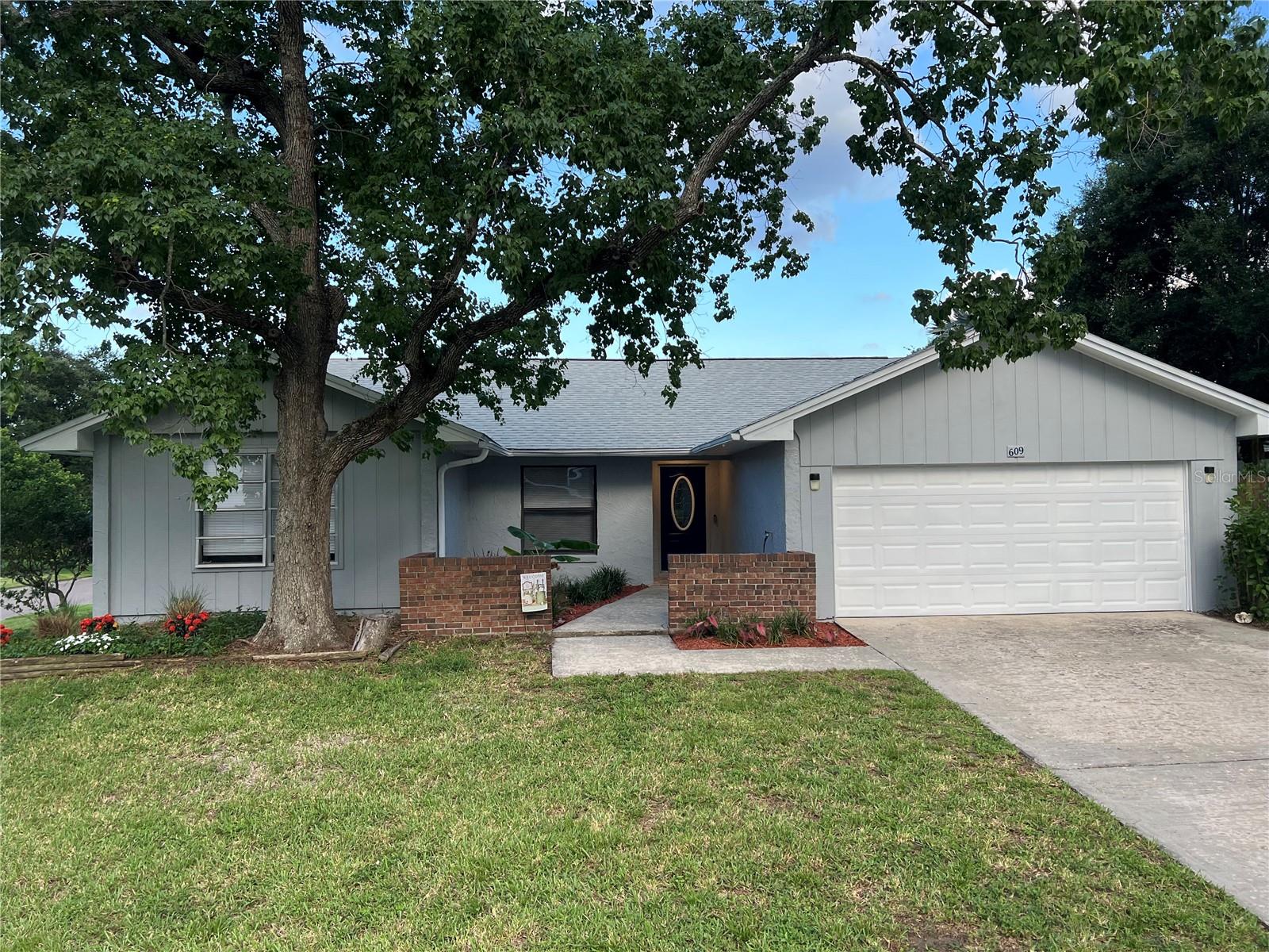 Photo of 609 RODNEY DRIVE, ALTAMONTE SPRINGS, FL 32701