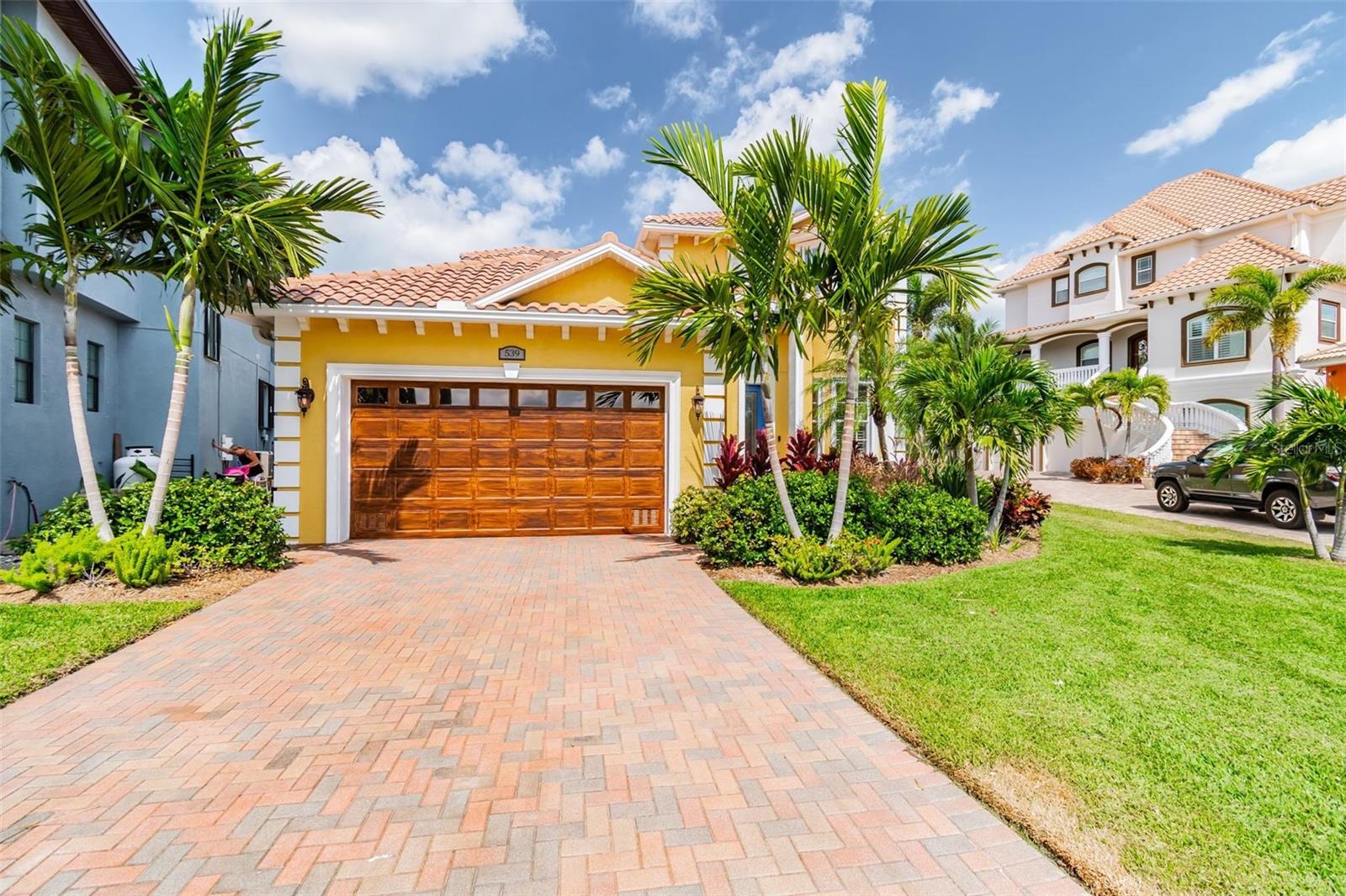 Photo of 539 TREVISO DRIVE, APOLLO BEACH, FL 33572