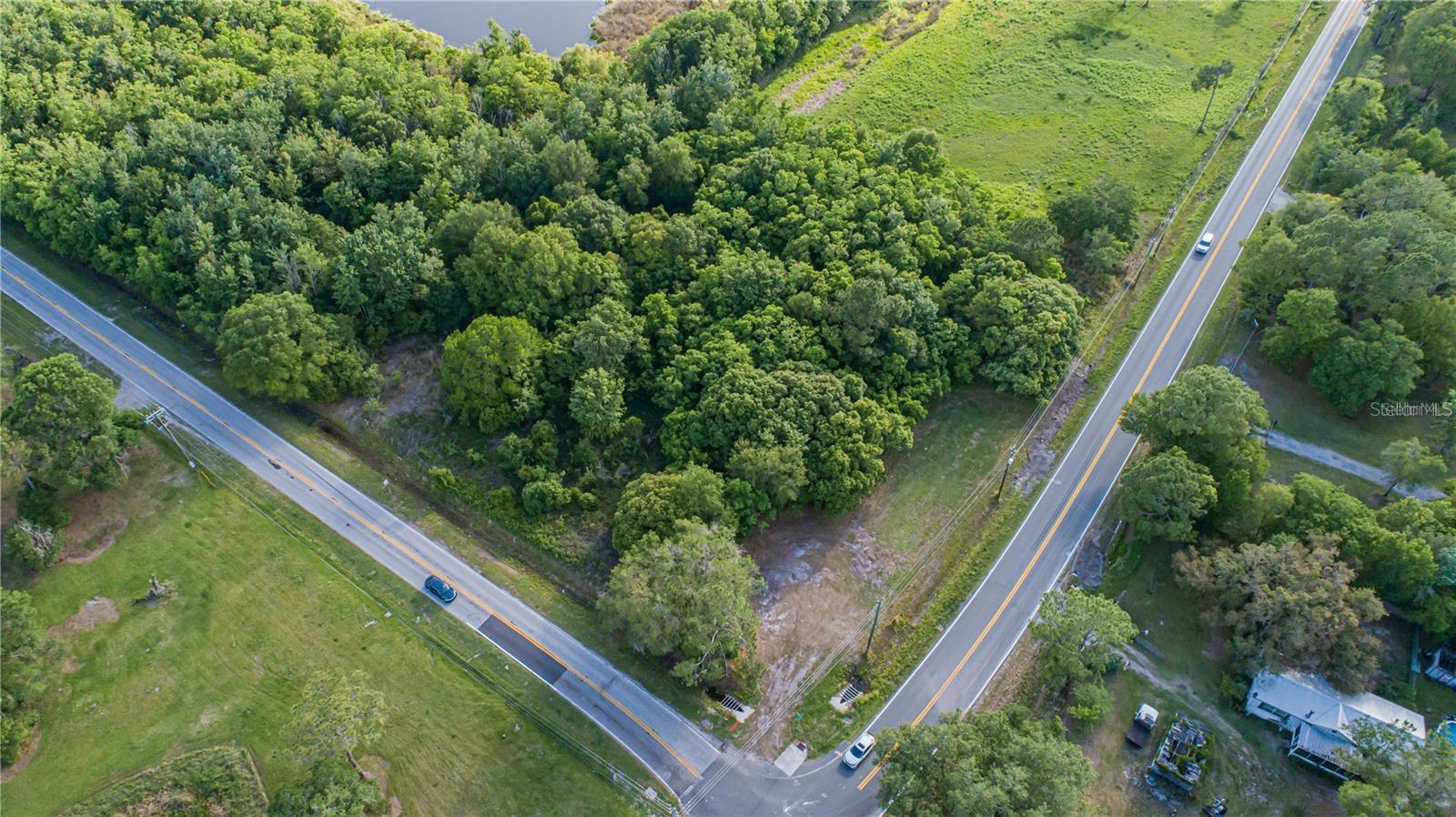 Photo of 4206 KNIGHTS STATION ROAD, LAKELAND, FL 33810