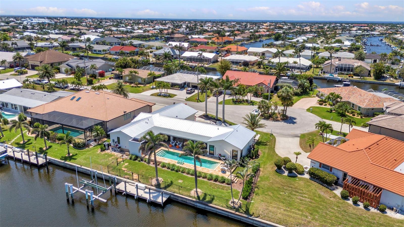 Photo of 810 NAPOLI LANE, PUNTA GORDA, FL 33950