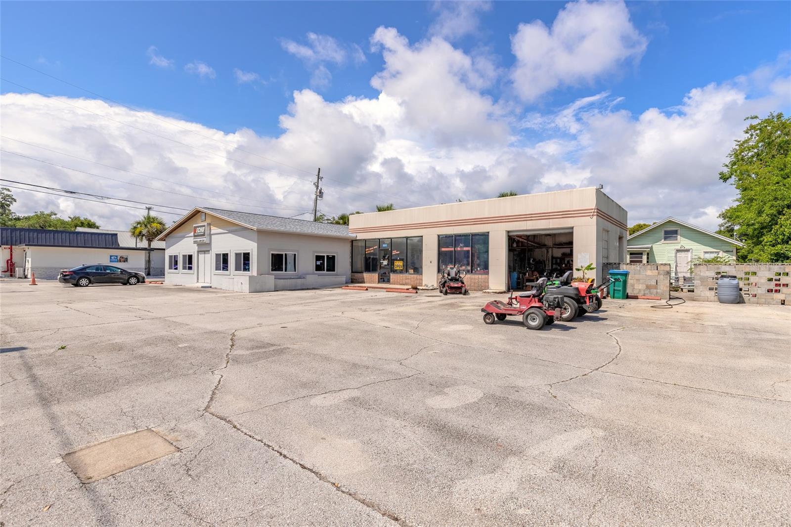 Photo of 600 N DIXIE FREEWAY, NEW SMYRNA BEACH, FL 32168