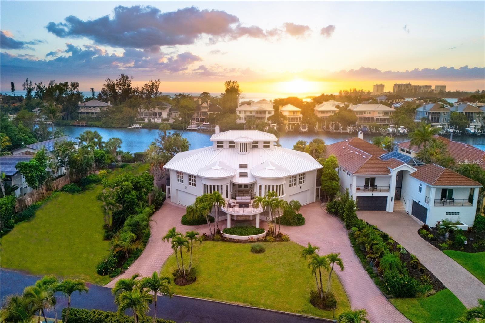 Photo of 4034 ROBERTS POINT ROAD, SARASOTA, FL 34242
