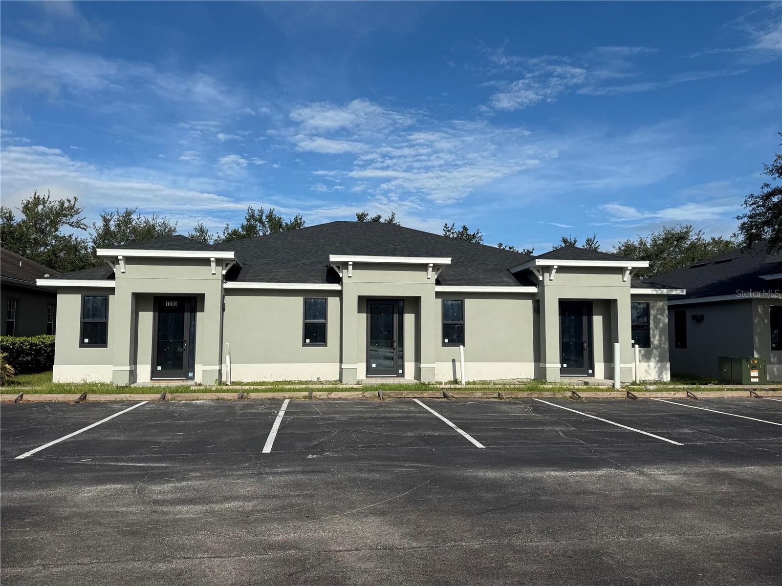 Photo of 1300 LEXINGTON GREEN LANE, SANFORD, FL 32771