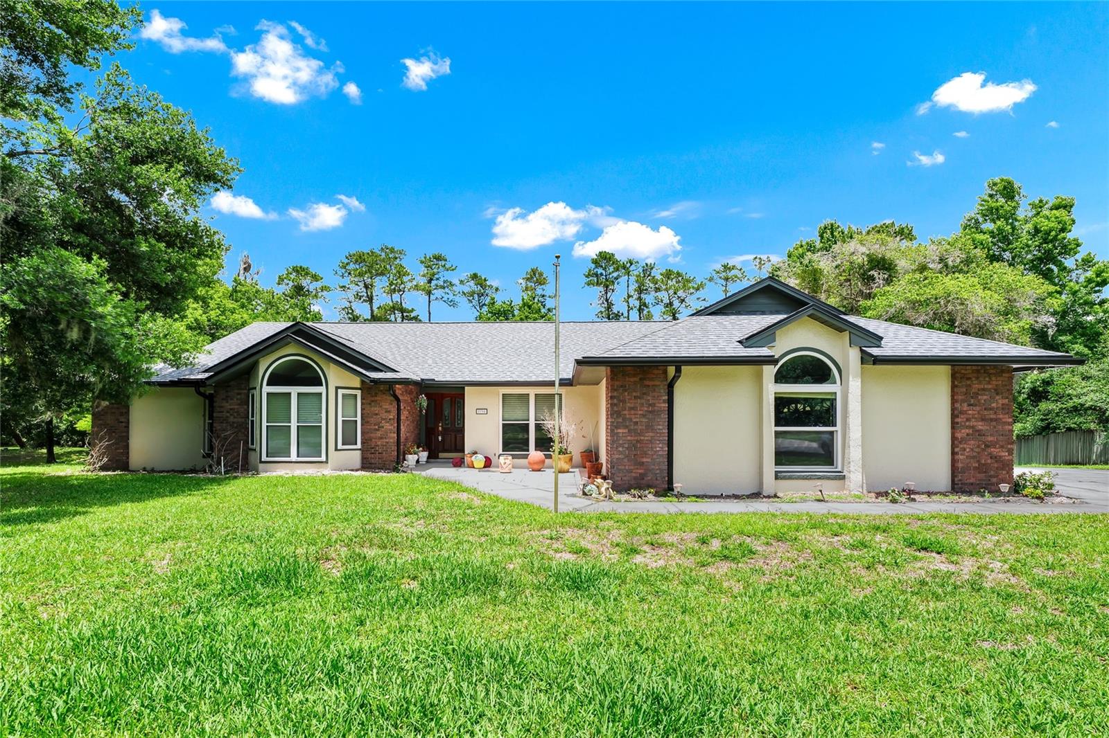 Photo of 2798 PICKETT DOWNS DR, OVIEDO, FL 32766