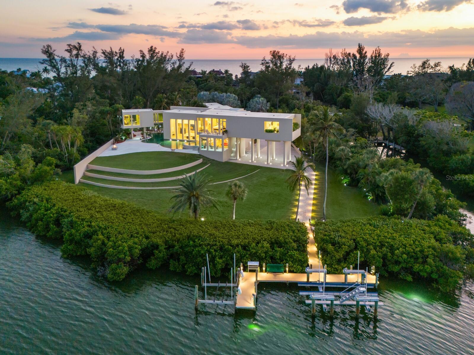 Photo of 6610 GULF OF MEXICO DRIVE, LONGBOAT KEY, FL 34228