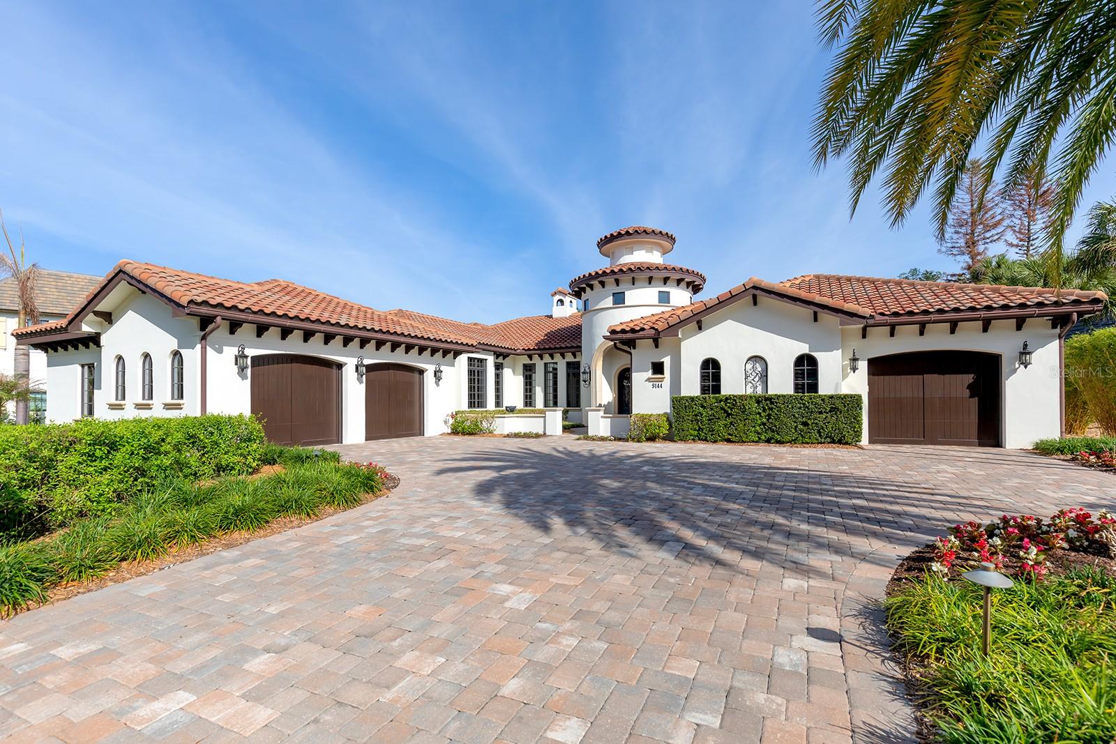 Photo of 9144 ISLEWORTH GARDENS DRIVE, WINDERMERE, FL 34786