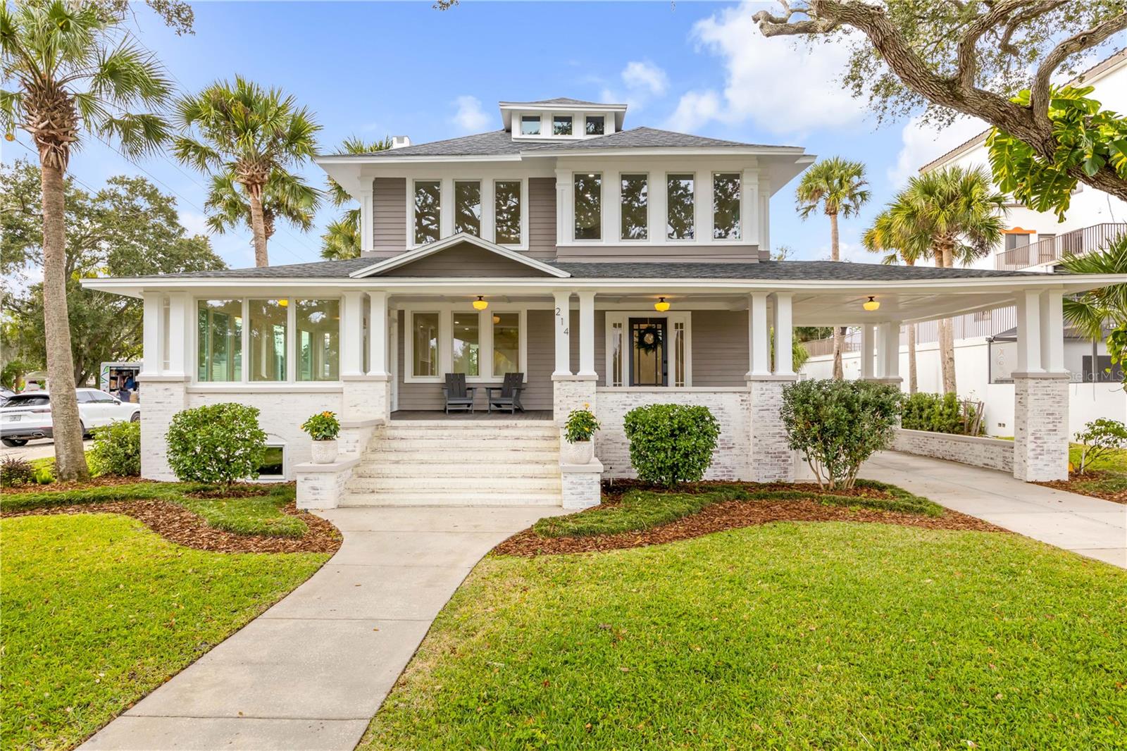 Photo of 214 S RIVERSIDE DRIVE, NEW SMYRNA BEACH, FL 32168