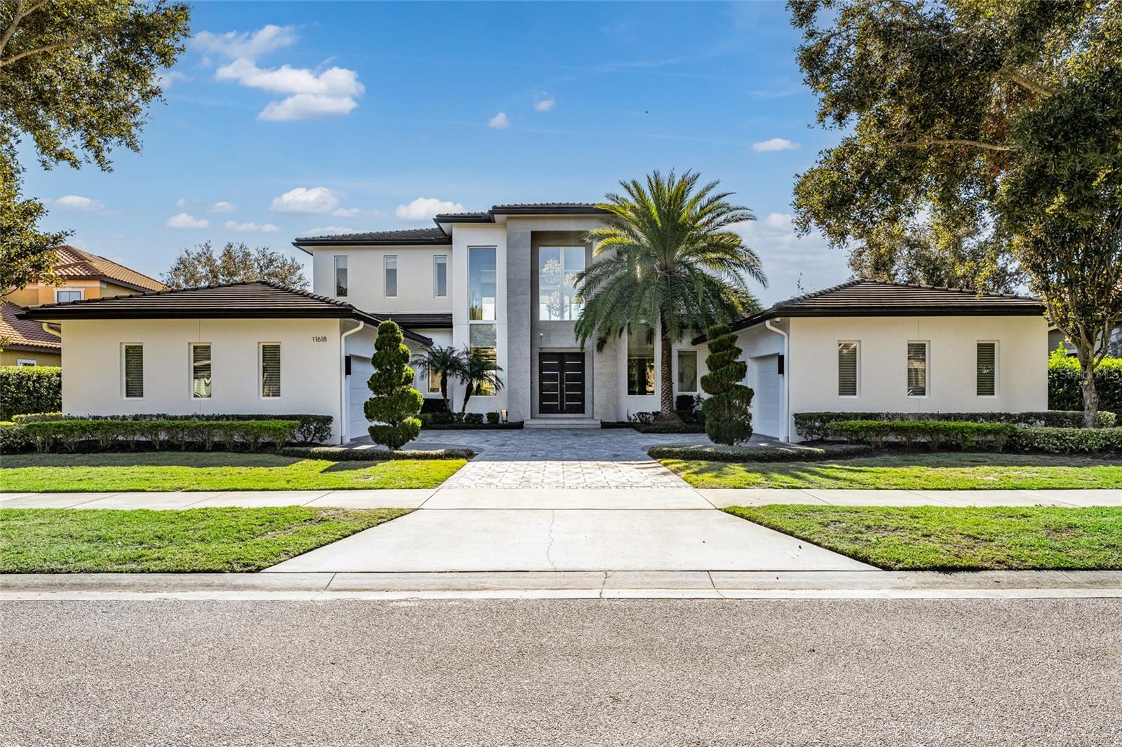 Photo of 11618 VINCI DRIVE, WINDERMERE, FL 34786
