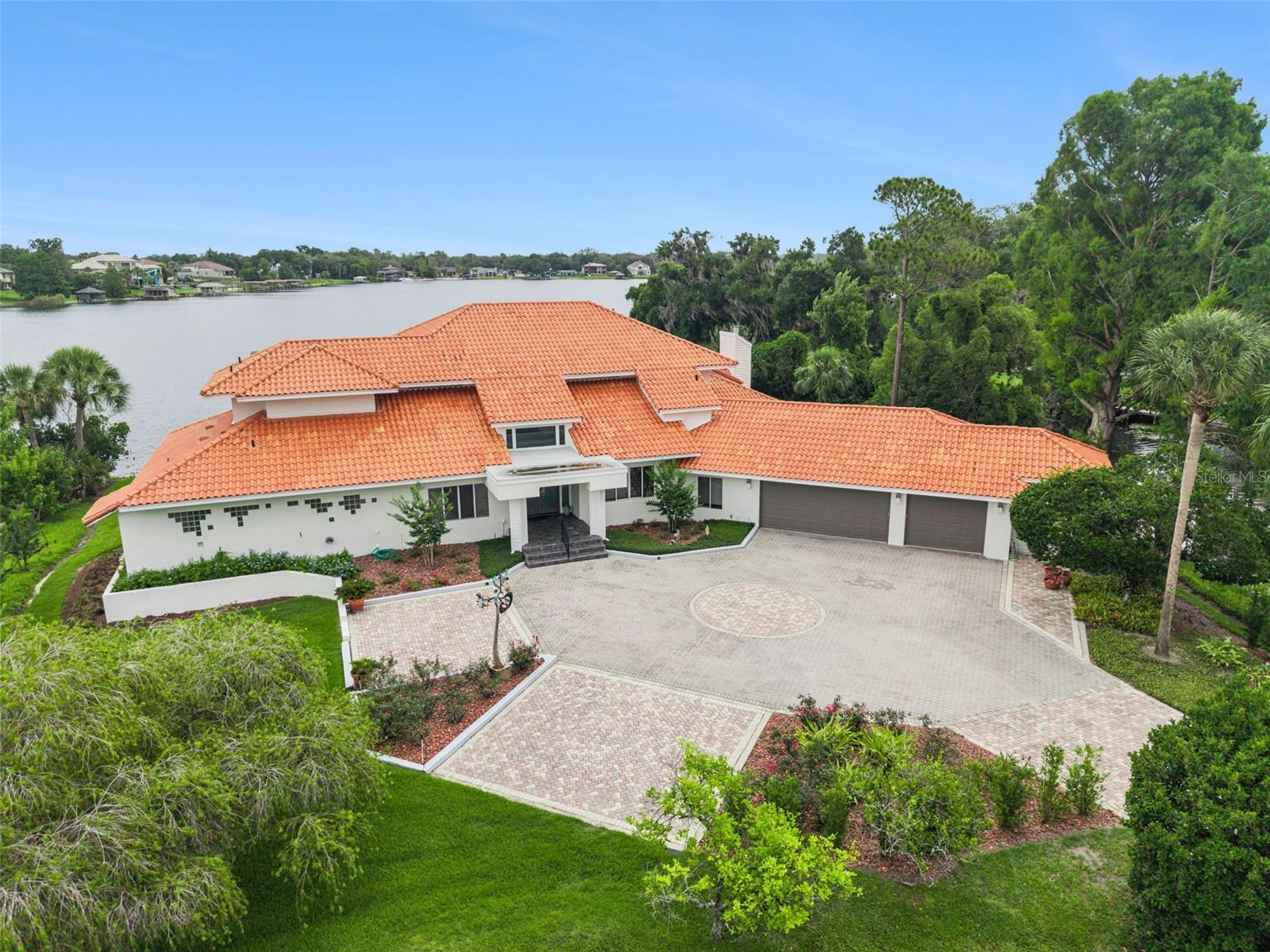 Photo of 315 MENASHE COURT, LONGWOOD, FL 32779