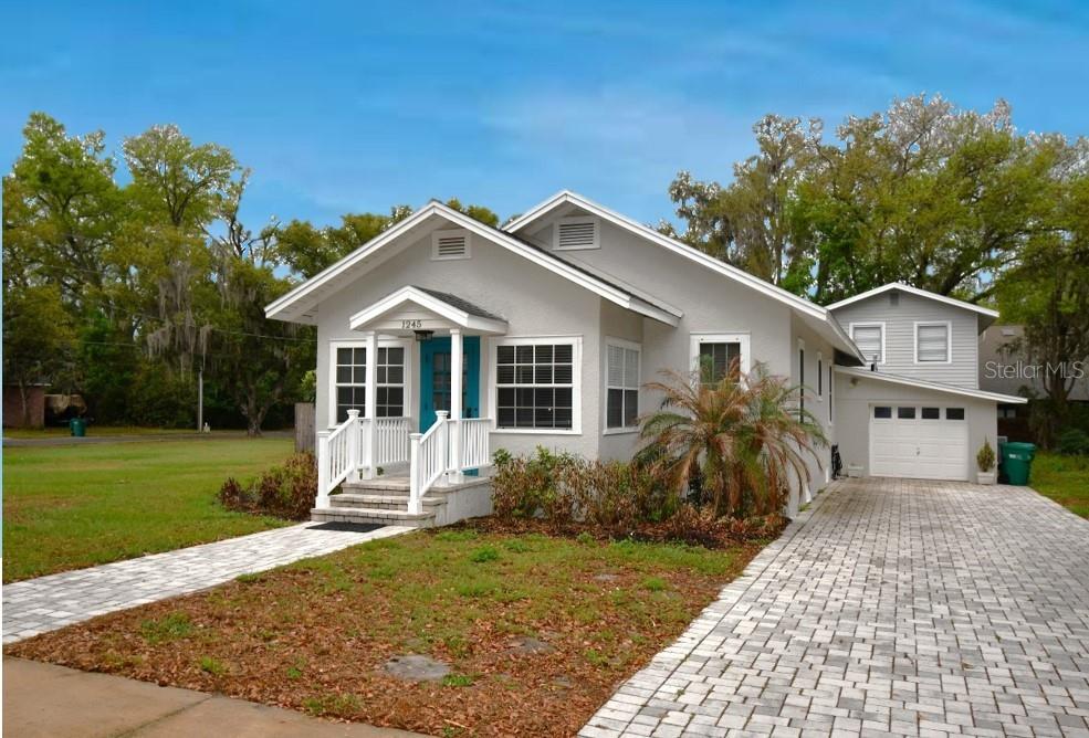 Photo of 1245 N ALEXANDER STREET, MOUNT DORA, FL 32757