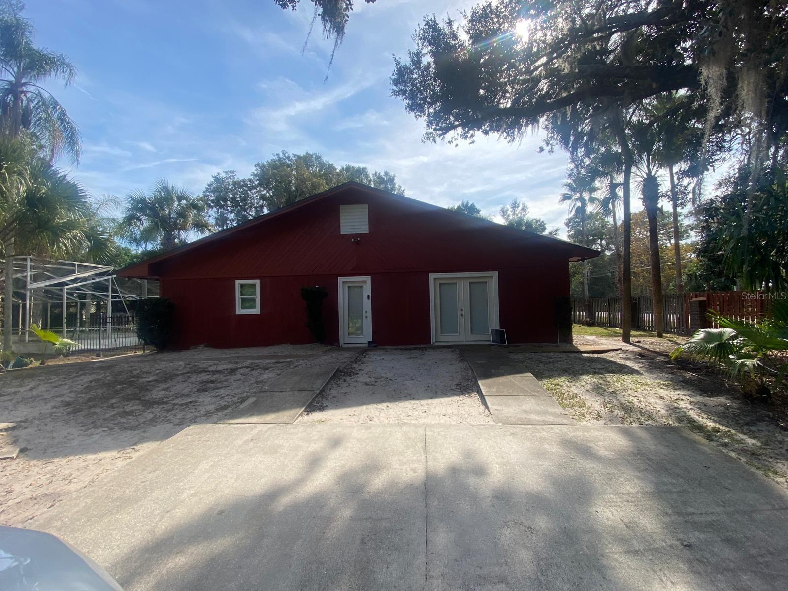 Photo of 4327 PLYMOUTH SORRENTO ROAD, APOPKA, FL 32712