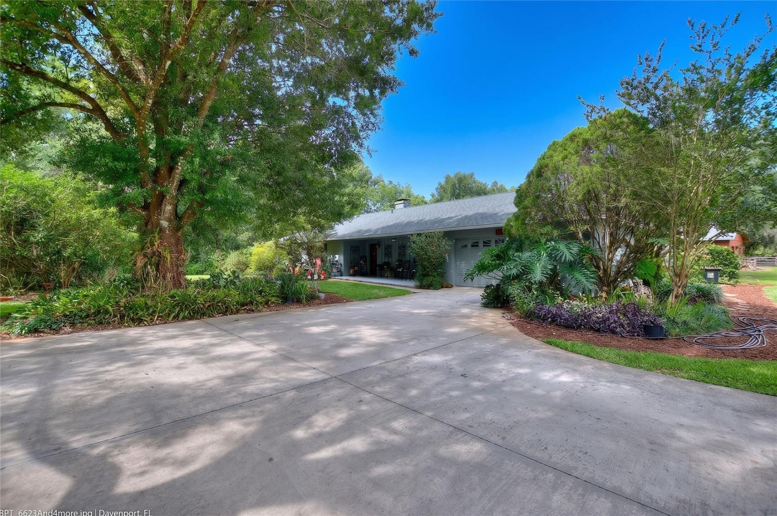Photo of 7 LAKE ARROWHEAD DRIVE, WINTER HAVEN, FL 33880