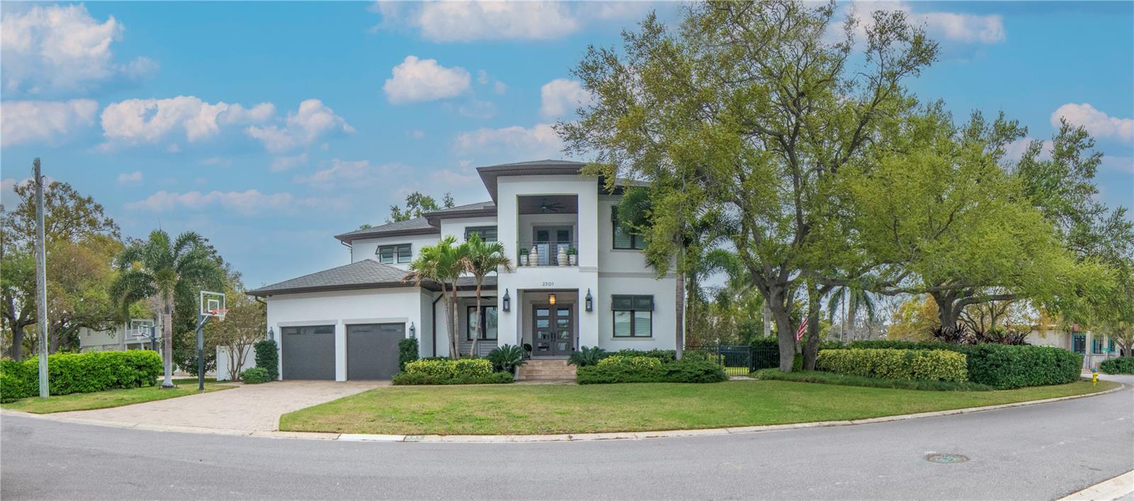 Photo of 2501 S DUNDEE STREET, TAMPA, FL 33629