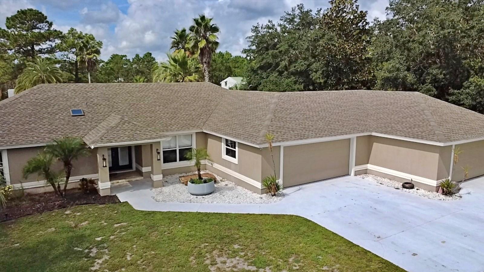 Photo of 32840 PONDEROSA AVENUE, DELAND, FL 32720
