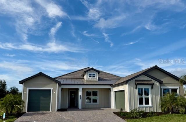 Photo of 18185 HOME RUN DRIVE, VENICE, FL 34293