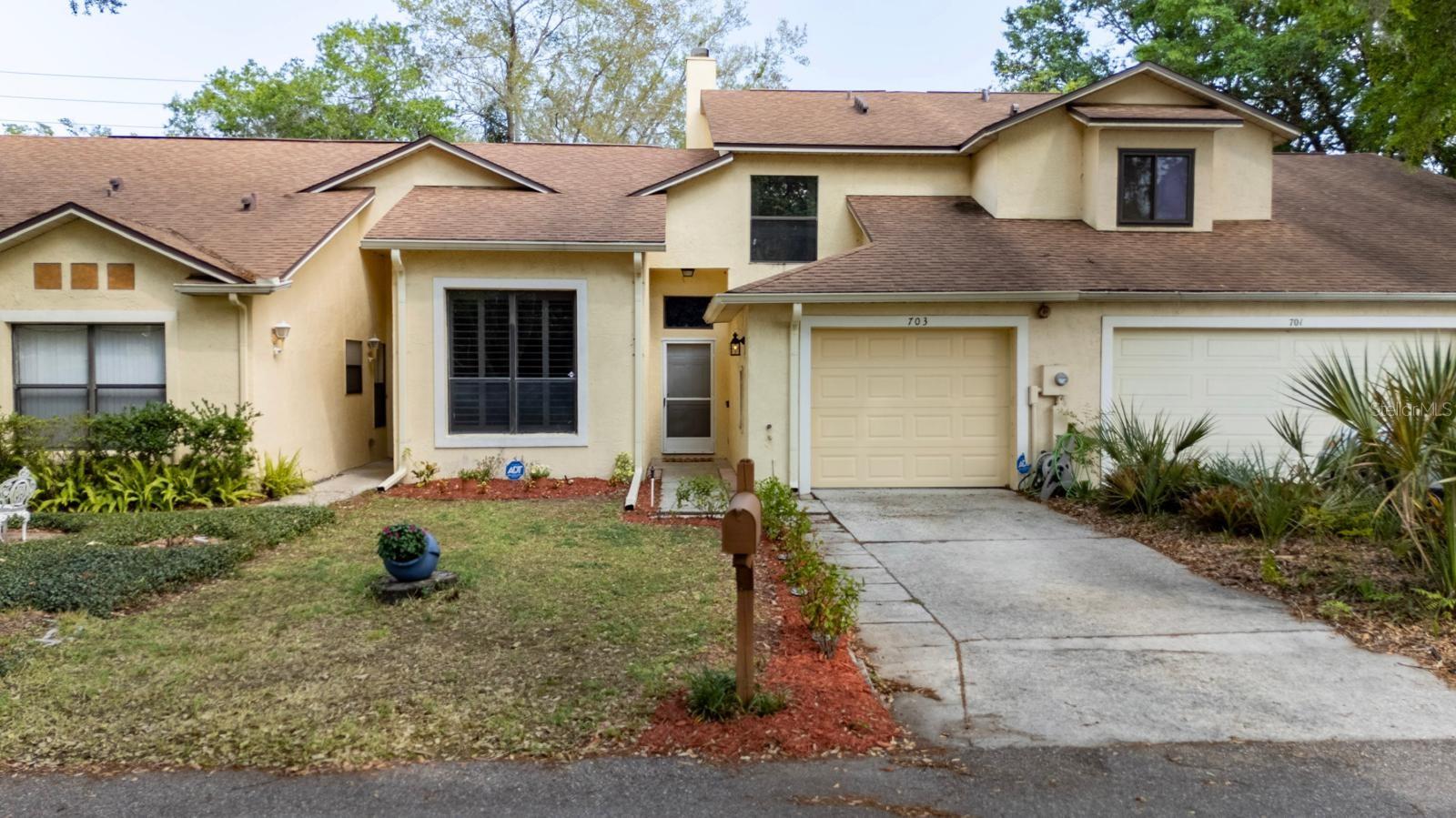 Photo of 703 SWAN LANE, ALTAMONTE SPRINGS, FL 32701