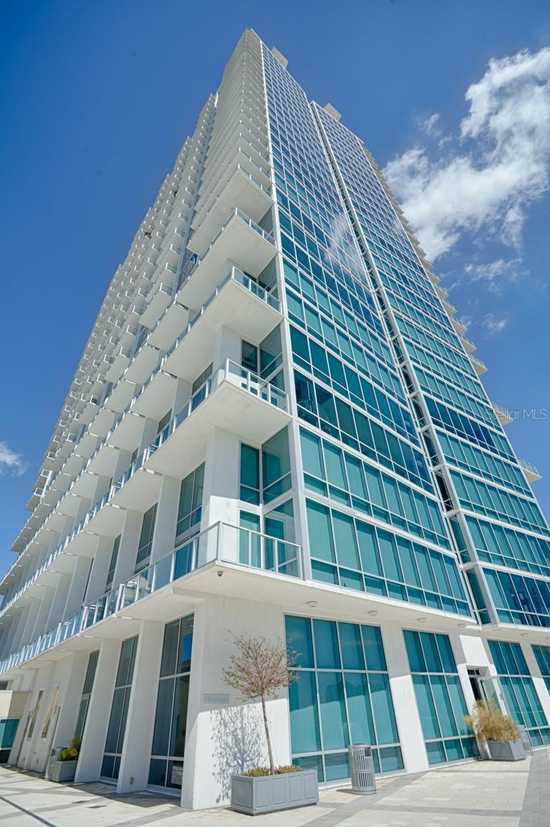 Photo of 150 E ROBINSON STREET, ORLANDO, FL 32801