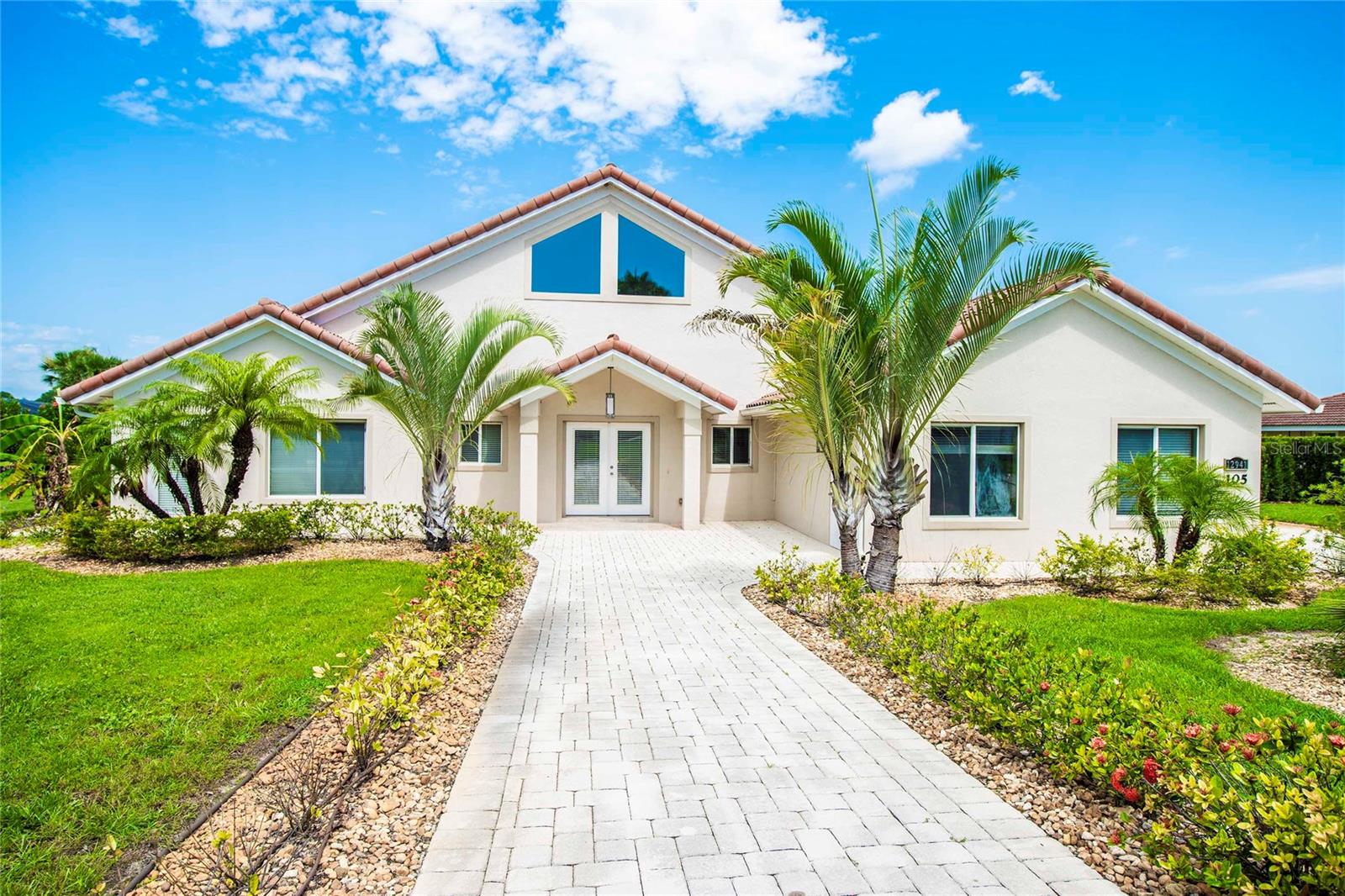 Photo of 12941 BELLERIVE DRIVE, CLERMONT, FL 34711