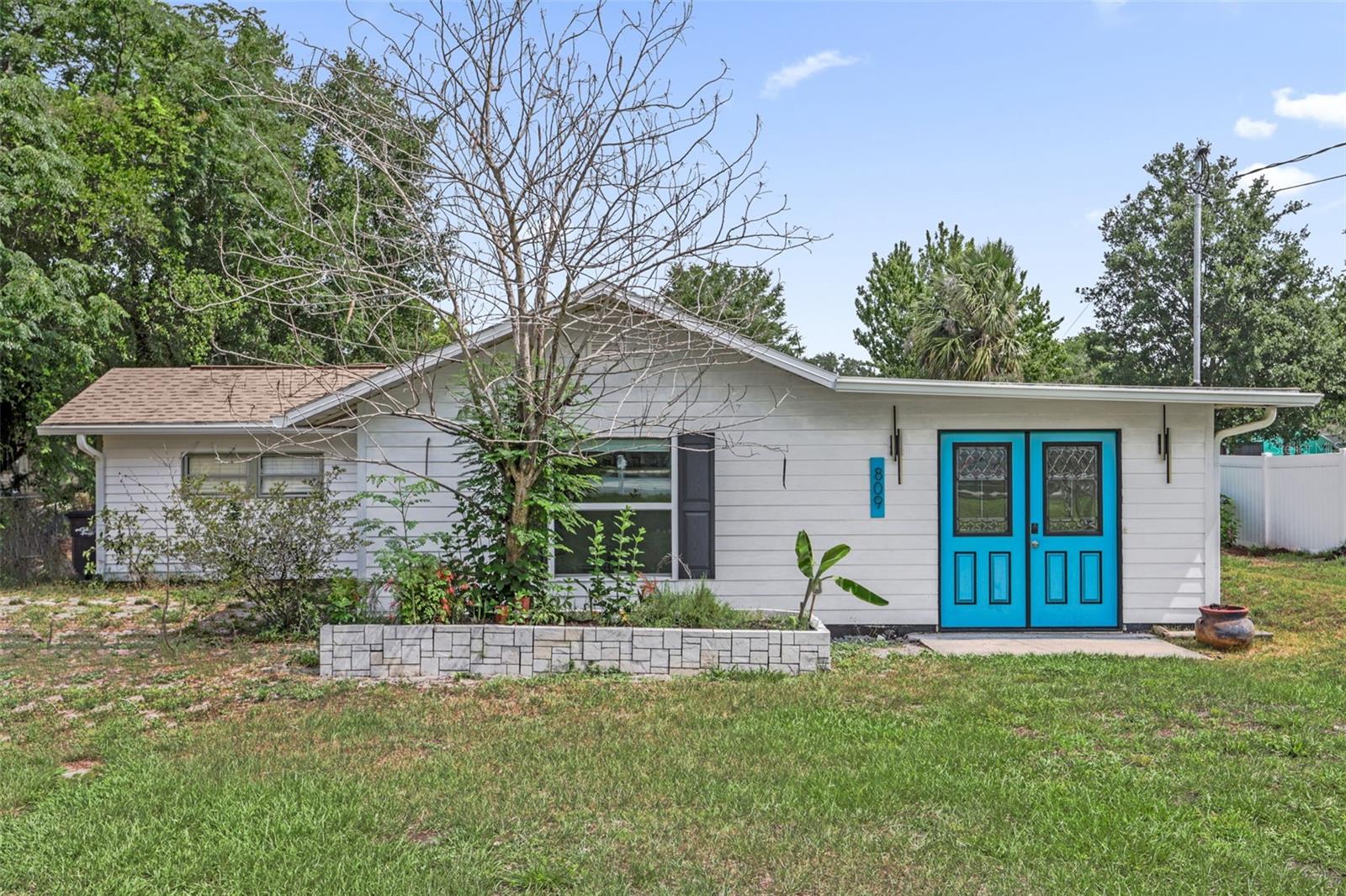 Photo of 809 GRANDVIEW AVENUE, ALTAMONTE SPRINGS, FL 32701