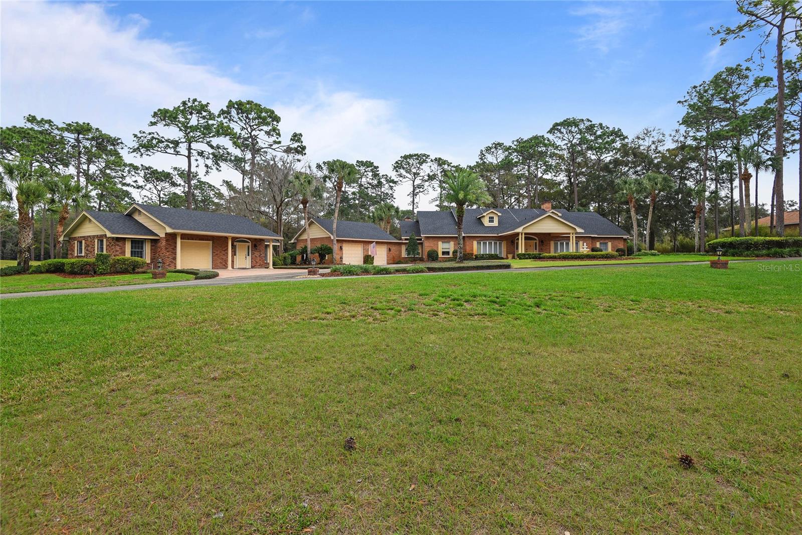Photo of 2333 SOUTHERN PINES PLACE, DELAND, FL 32724