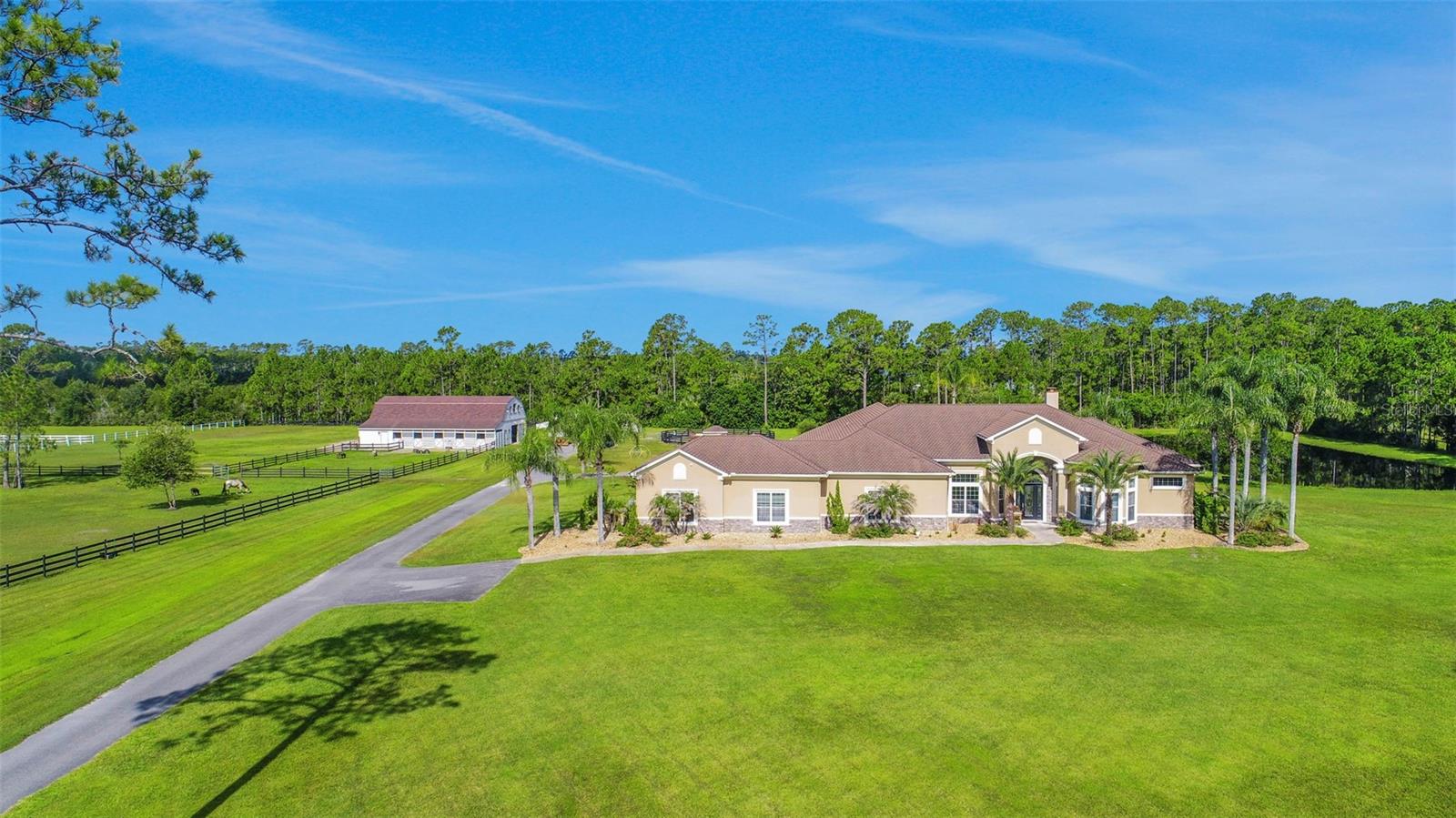 Photo of 260 SPRING FOREST DRIVE, NEW SMYRNA BEACH, FL 32168