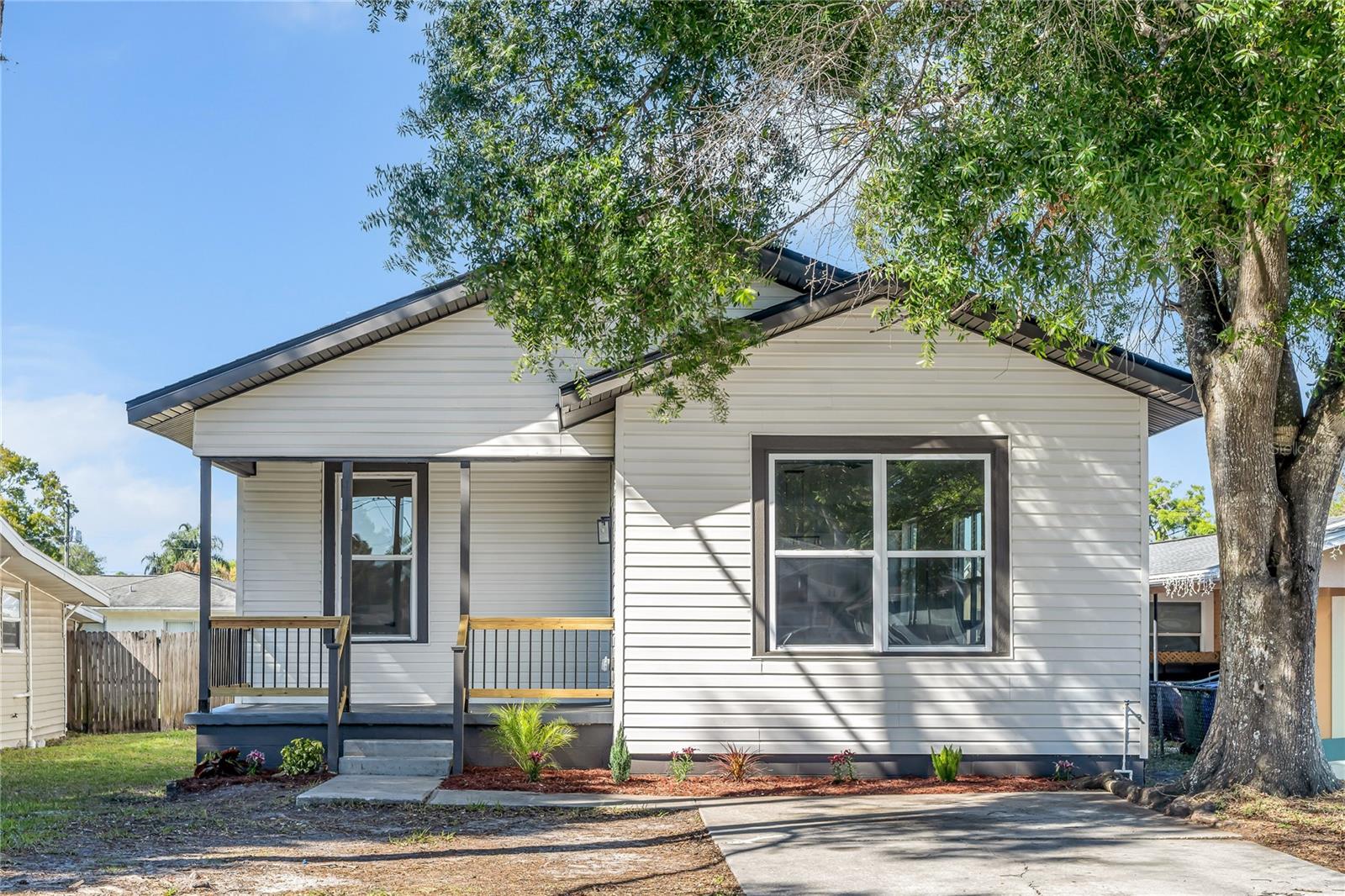 Photo of 1807 W CLUSTER AVENUE, TAMPA, FL 33604