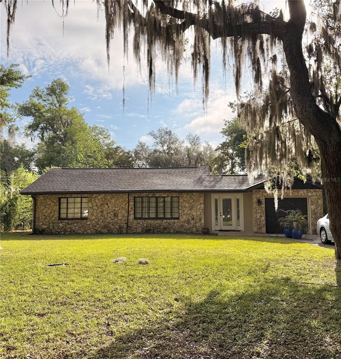 Photo of 615 HERMITS TRAIL, ALTAMONTE SPRINGS, FL 32701