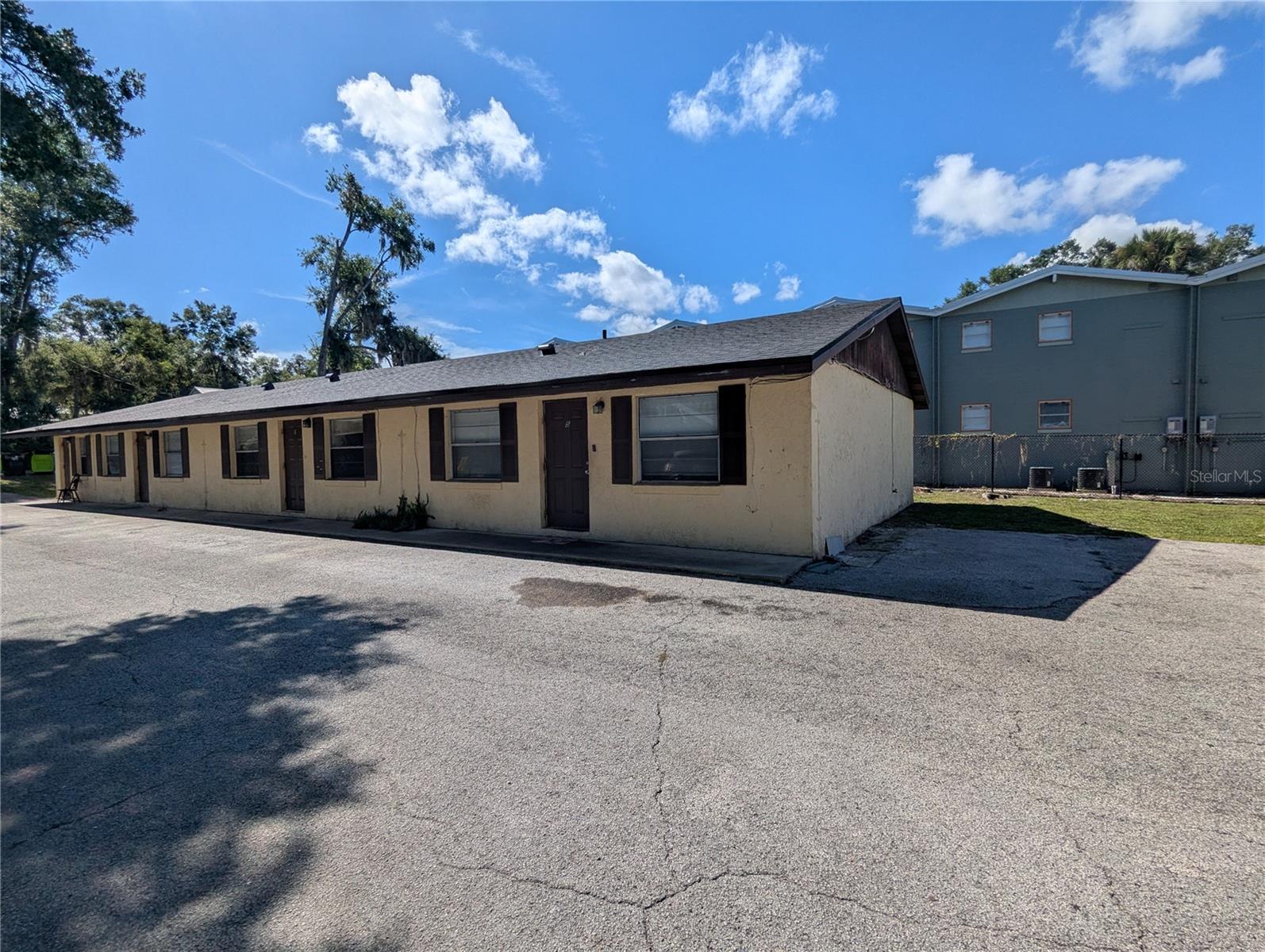 Photo of 830 N CLAKE STREET, DELAND, FL 32724