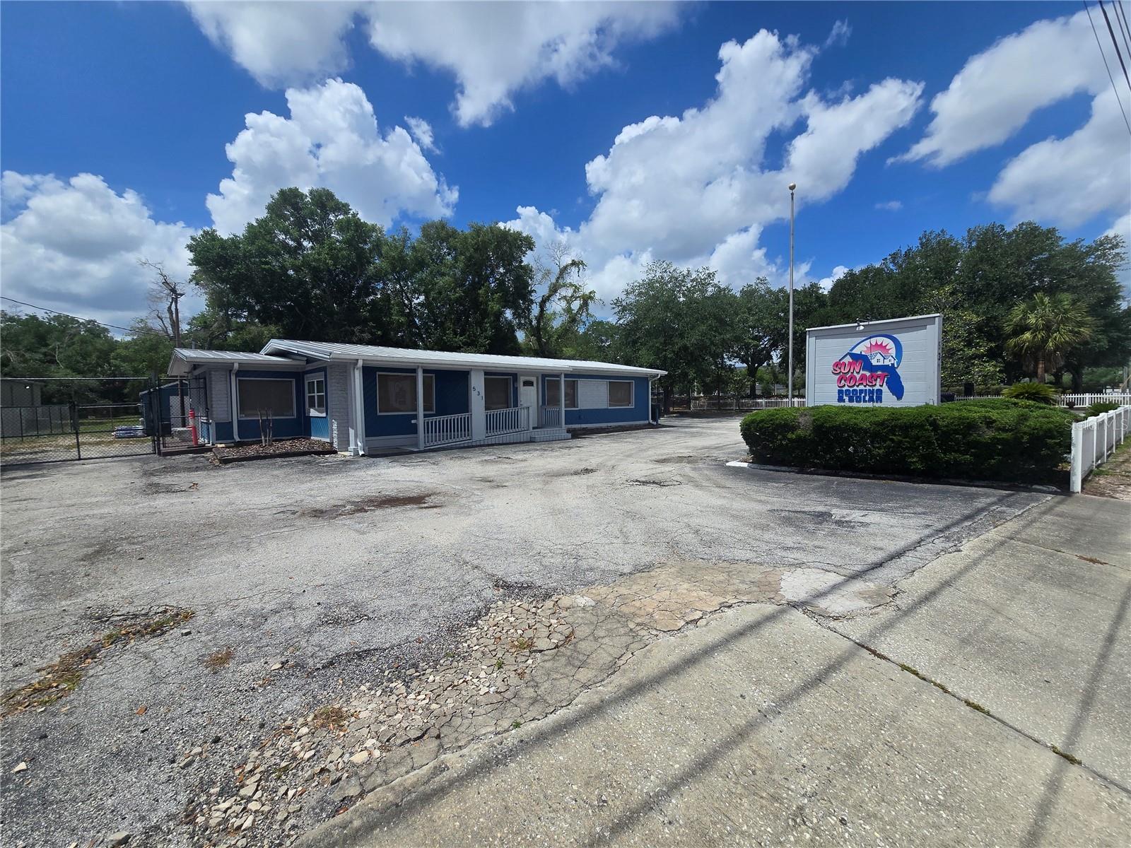 Photo of 531 DOG TRACK ROAD, LONGWOOD, FL 32750