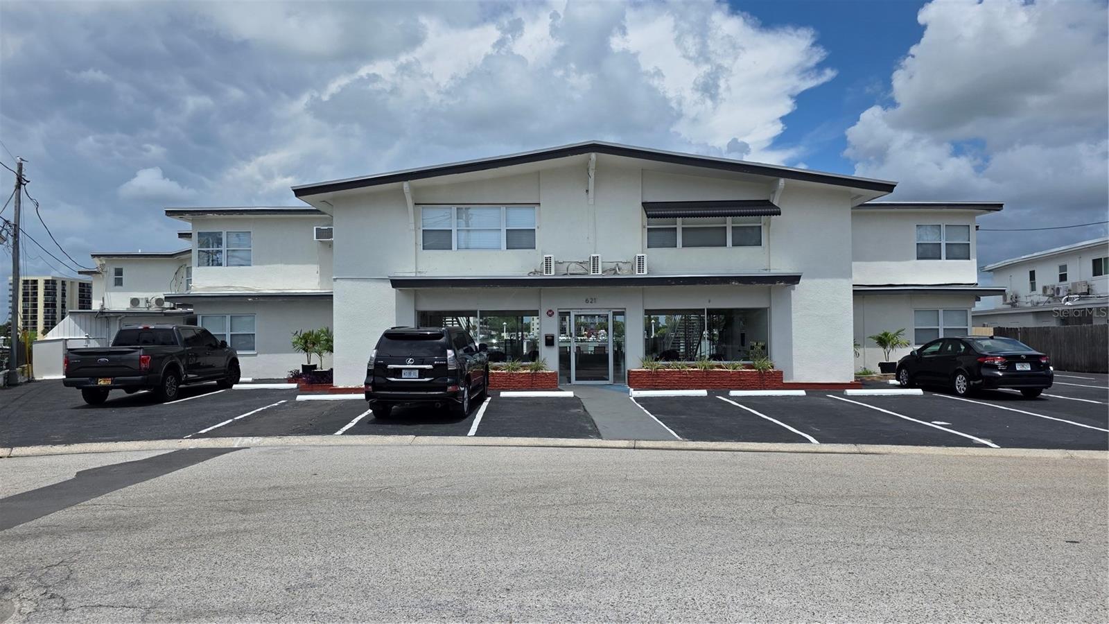 Photo of 621 BAY ESPLANADE, CLEARWATER BEACH, FL 33767