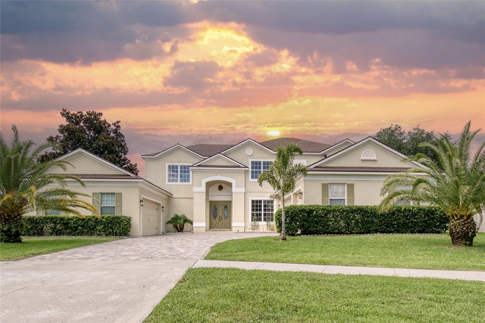Photo of 2924 MAJESTIC ISLE DRIVE, CLERMONT, FL 34711