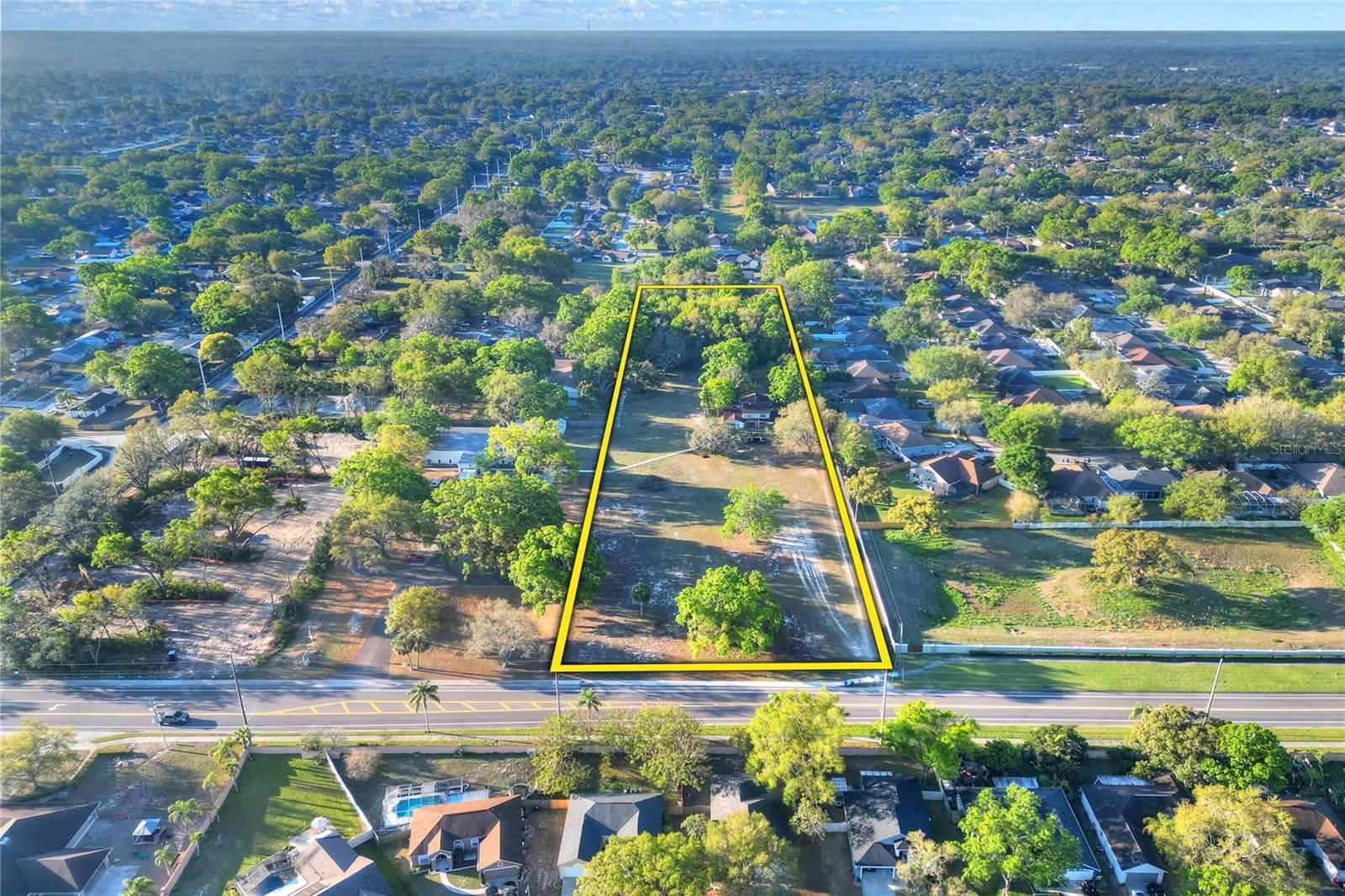 Photo of 4207 E LUMSDEN ROAD, VALRICO, FL 33594