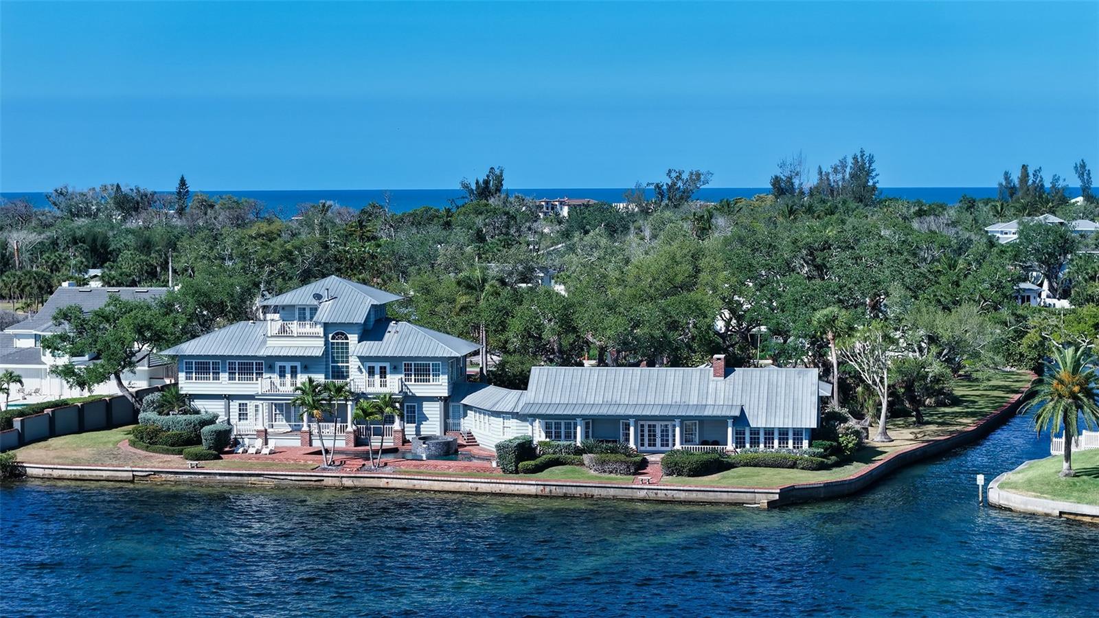 Photo of 1249 S BASIN LANE, SARASOTA, FL 34242